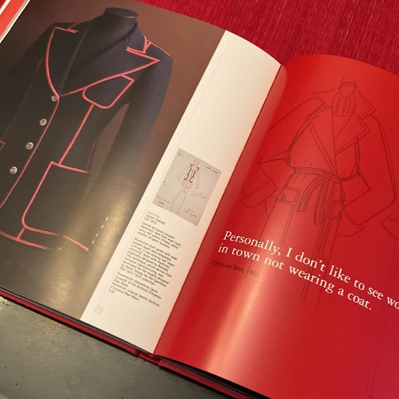 Coats! Max Mara, 55 Years of Italian Fashion - Picture 3 of 9